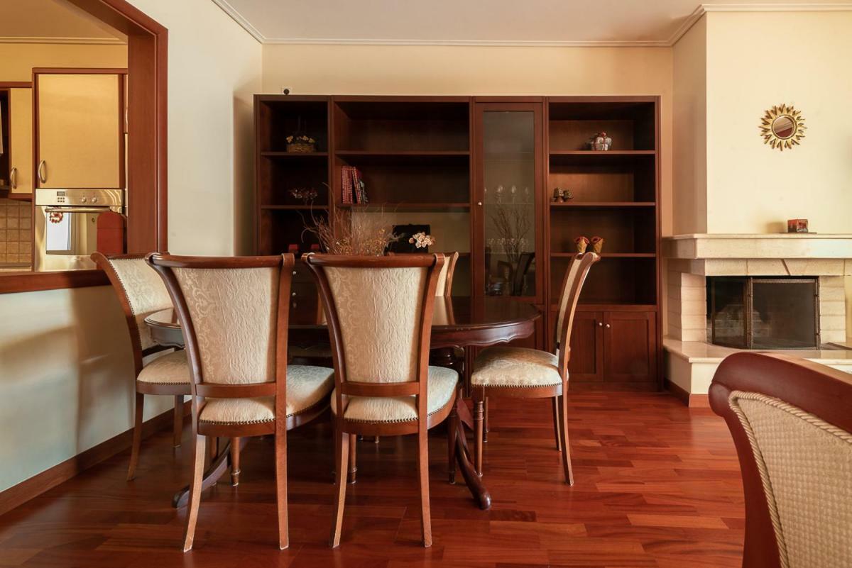 MarkópoulonPenthouse 5 Min From Airport And Seaアパートメント エクステリア 写真