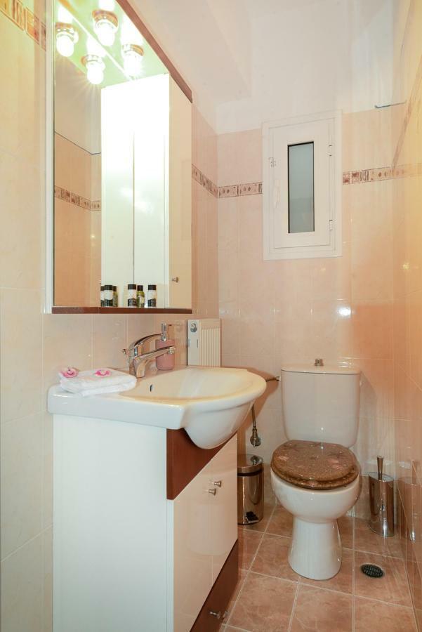 MarkópoulonPenthouse 5 Min From Airport And Seaアパートメント エクステリア 写真